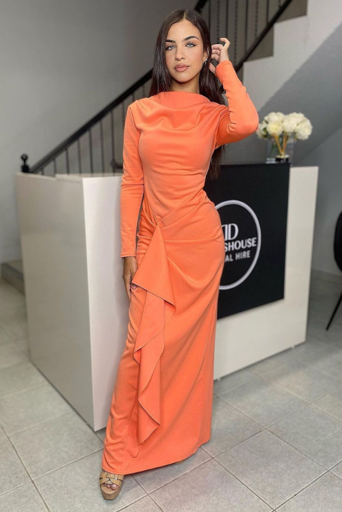 Renting vs. Buying: Why Dress Rentals Are the Future of Fashion Dresshouse Formal Hire Renting vs. Buying: Why Dress Rentals Are the Future of Fashion Dresshouse Formal Hire