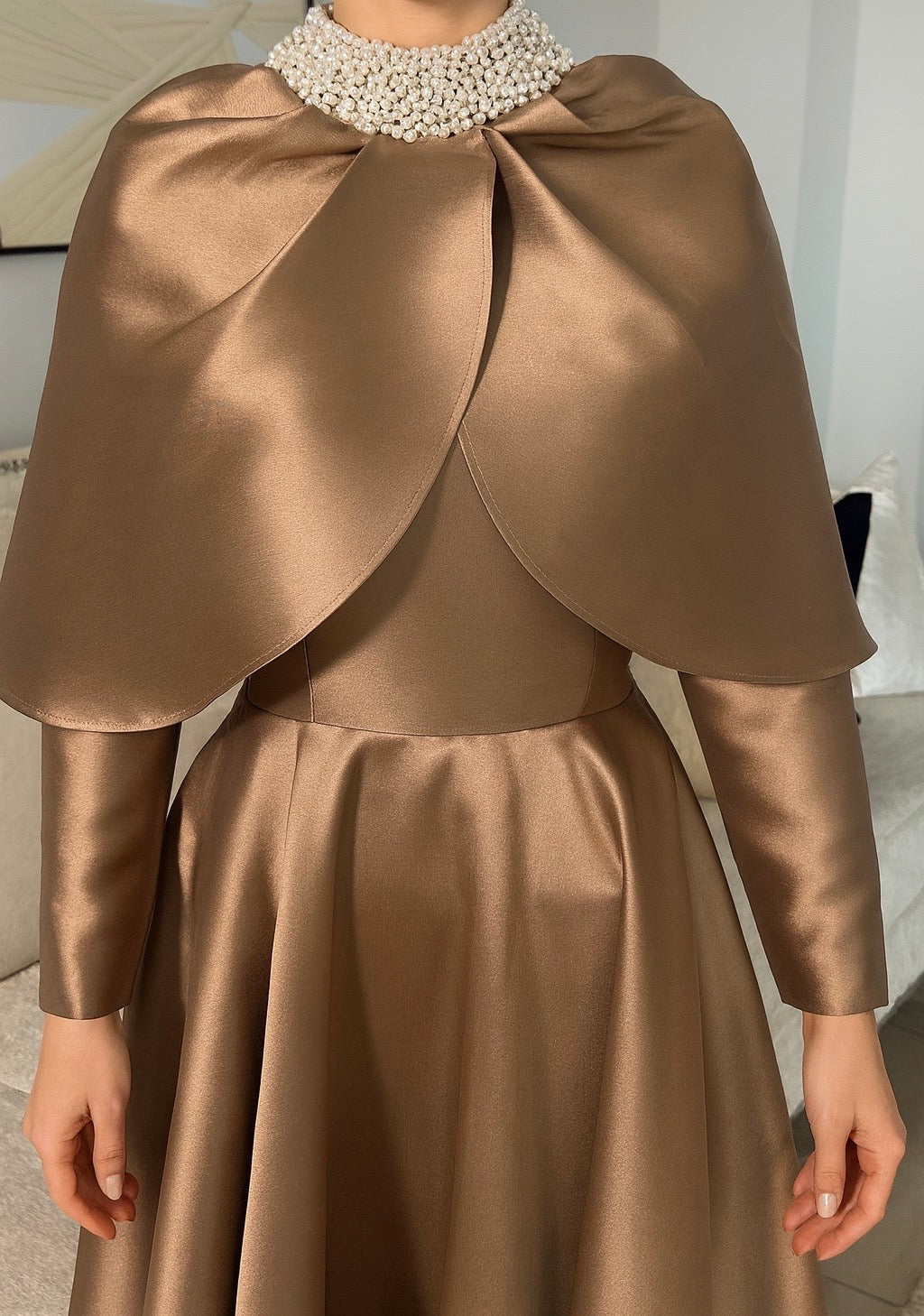 Valerie Gold Pearl Neckline