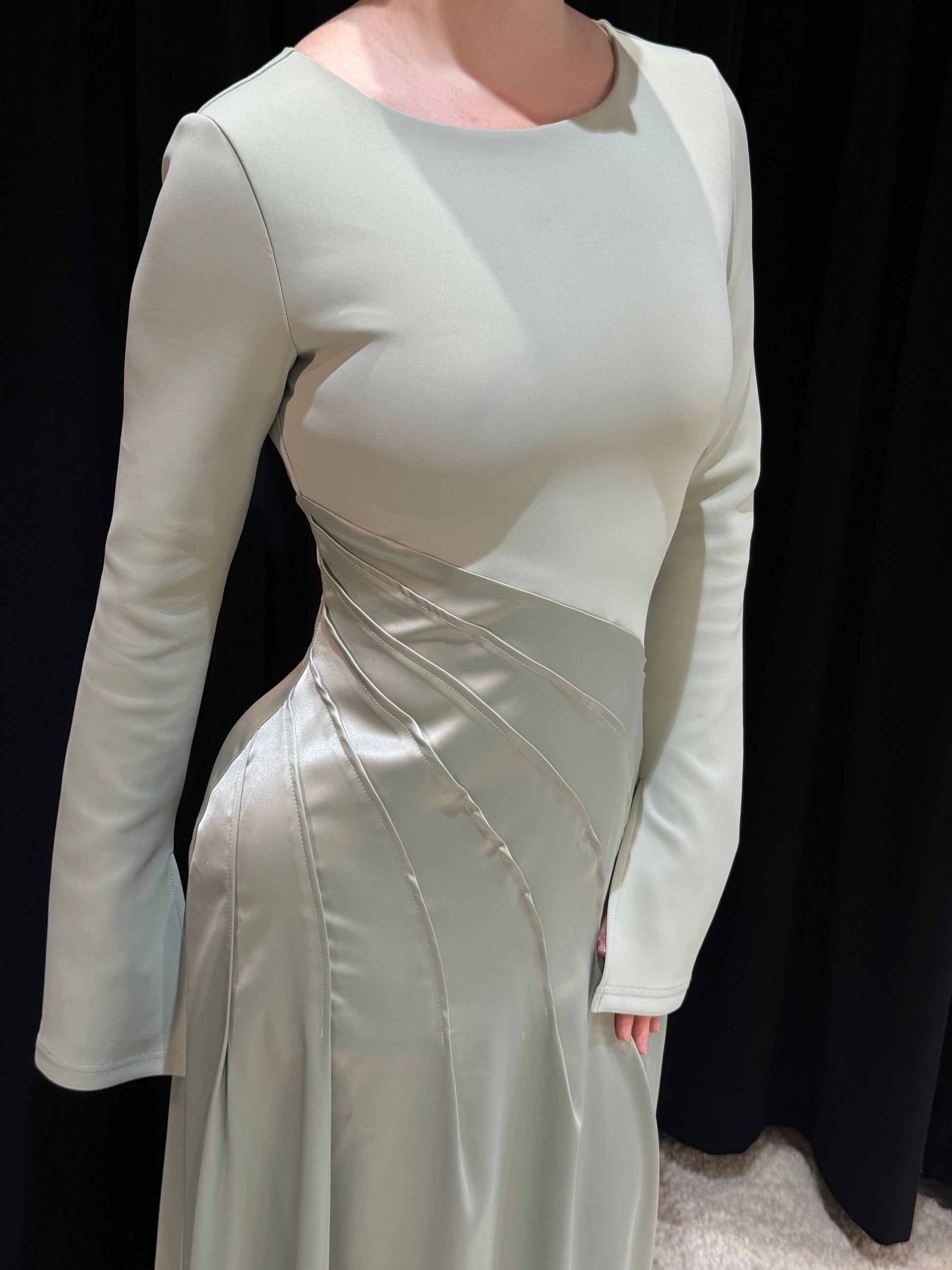 Aliaa Dress