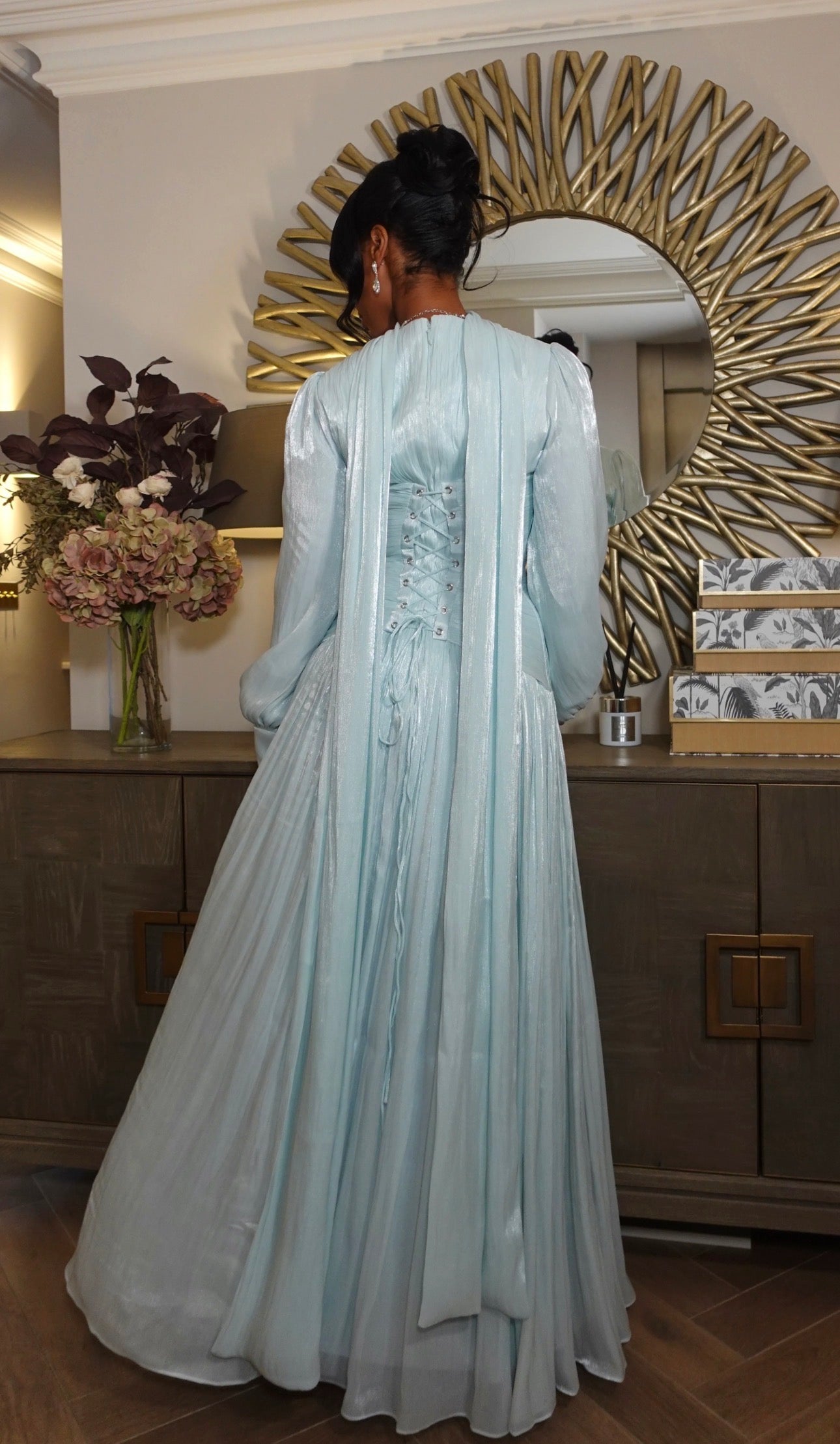Adna ice blue