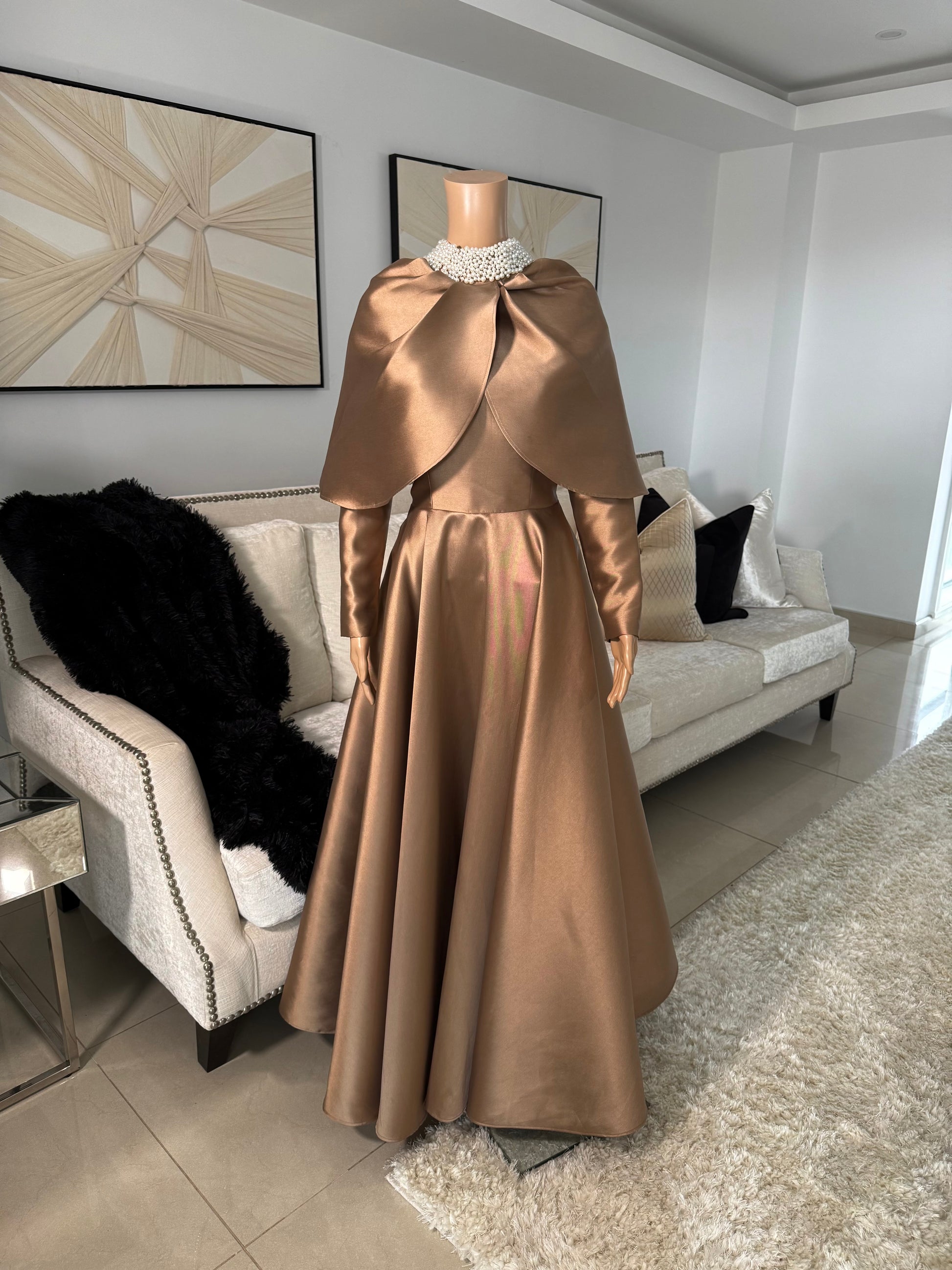Valerie Gold Pearl Neckline