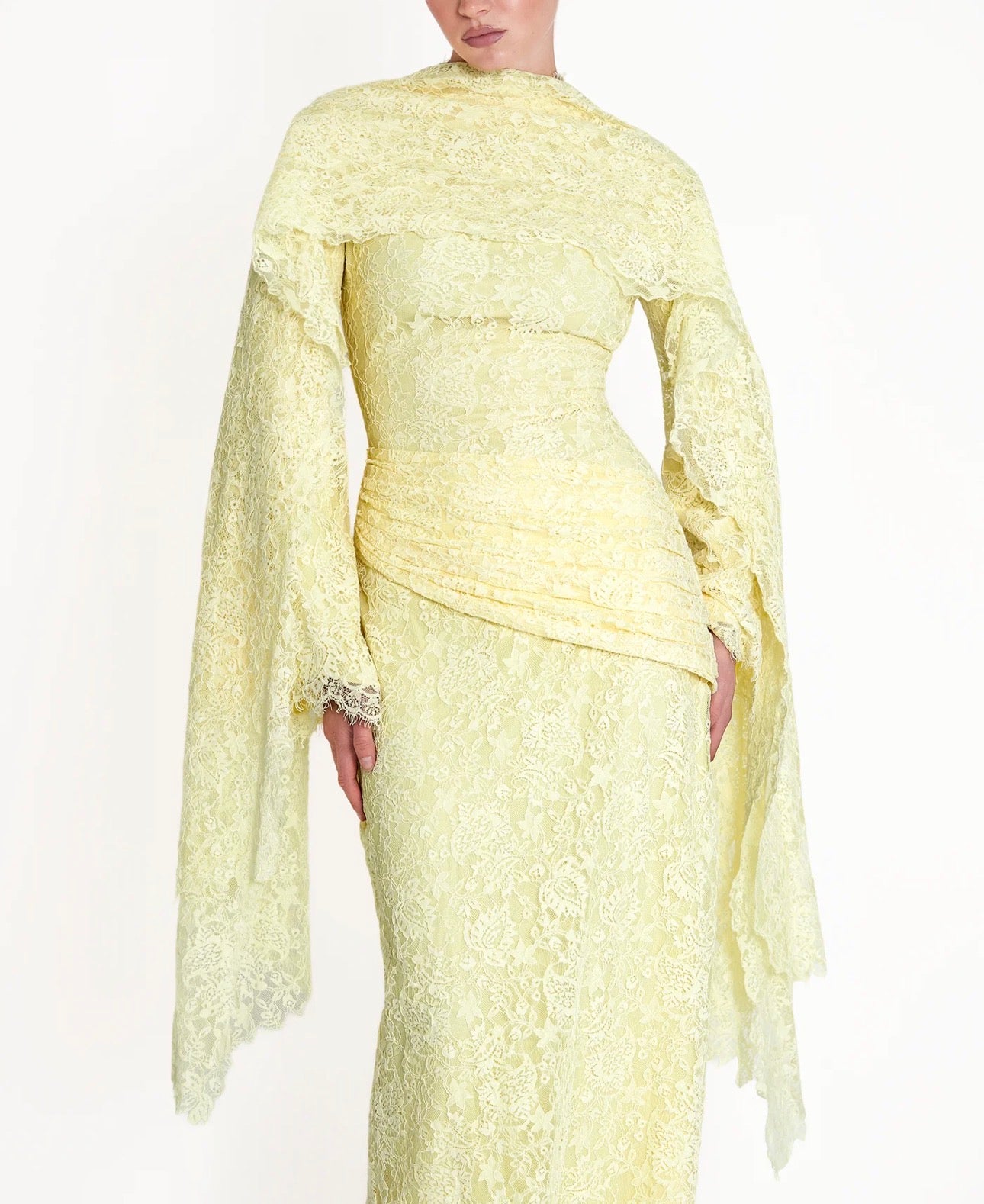 Kanika dress in butter yellow