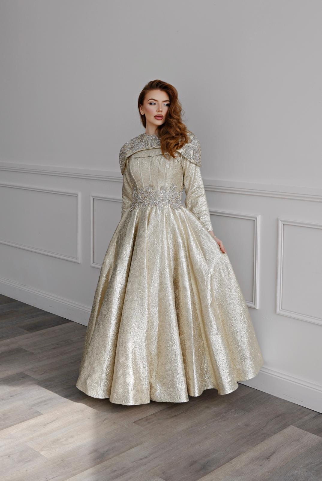 Amira Gold Gown