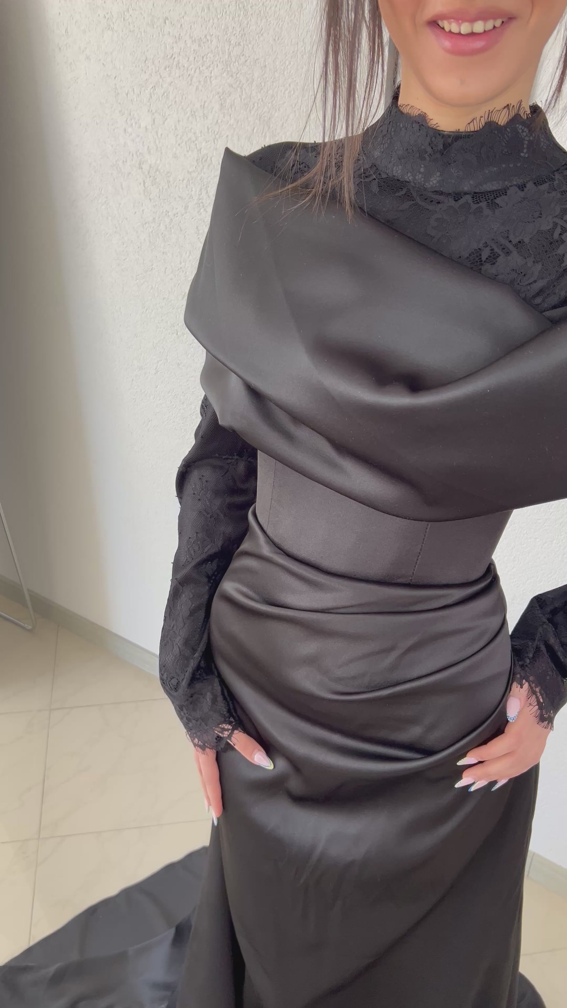 Rema black satin